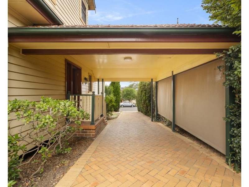 20 Bernard Street, Westmead NSW 2145