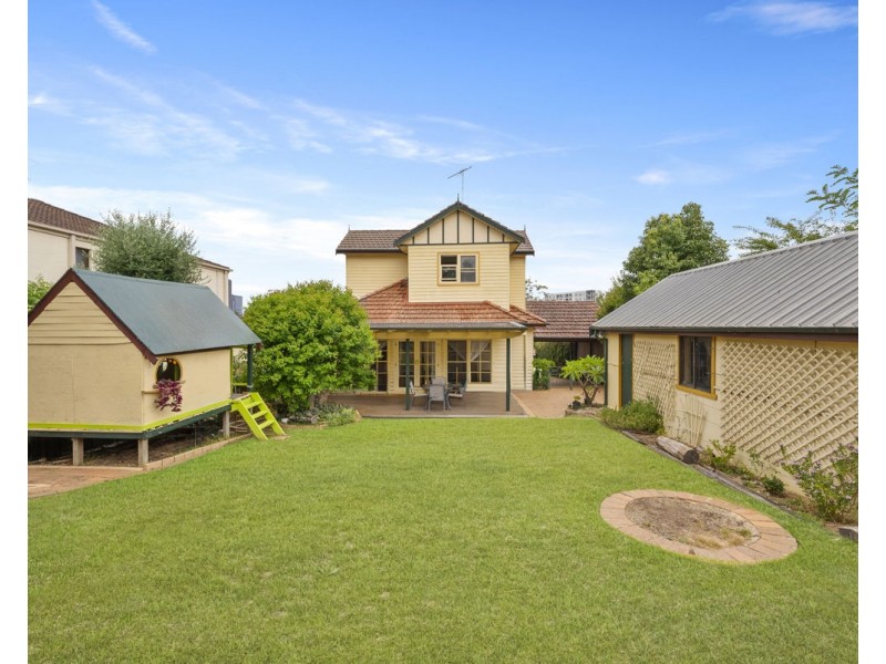 20 Bernard Street, Westmead NSW 2145