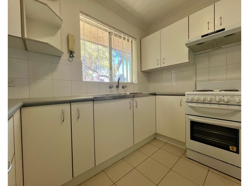 10/18-20 Paton St, Merrylands West NSW 2160