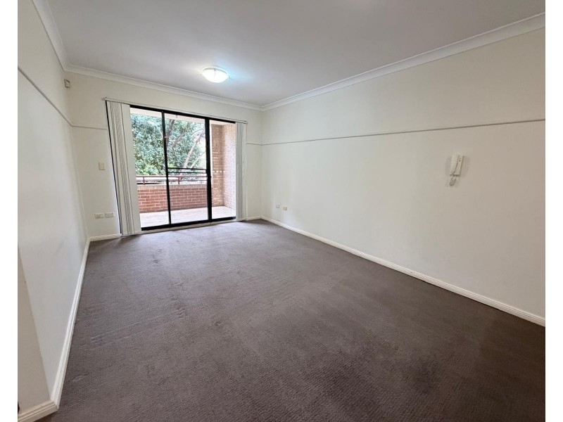 13/2-4 Kane St, Guildford NSW 2161