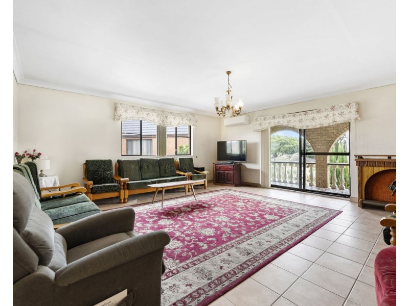 5 Lois Place, Merrylands NSW 2160