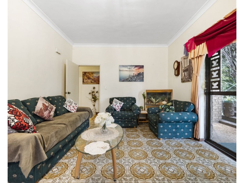 5 Lois Place, Merrylands NSW 2160