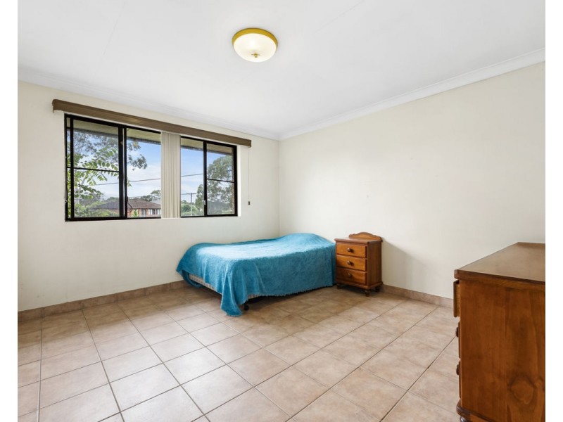 5 Lois Place, Merrylands NSW 2160