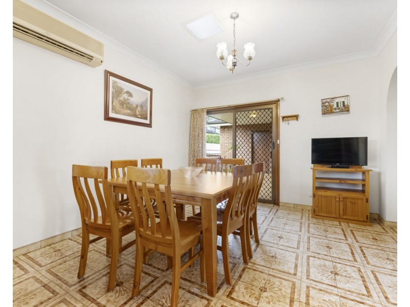 706 Merrylands Road, Greystanes NSW 2145