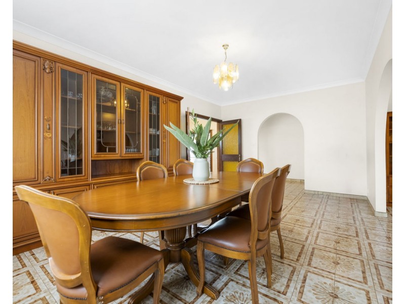 706 Merrylands Road, Greystanes NSW 2145