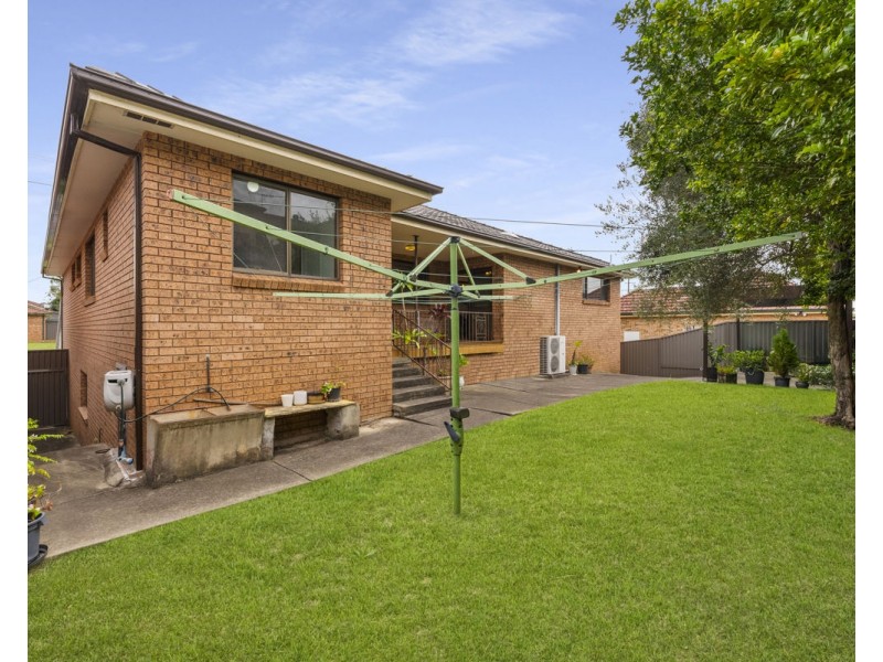 706 Merrylands Road, Greystanes NSW 2145