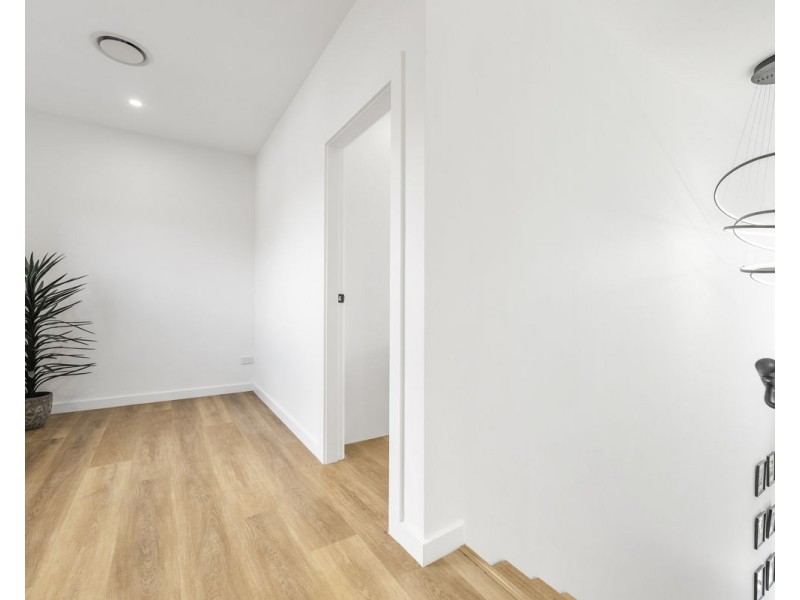 13 Hamilton Street, South Wentworthville NSW 2145