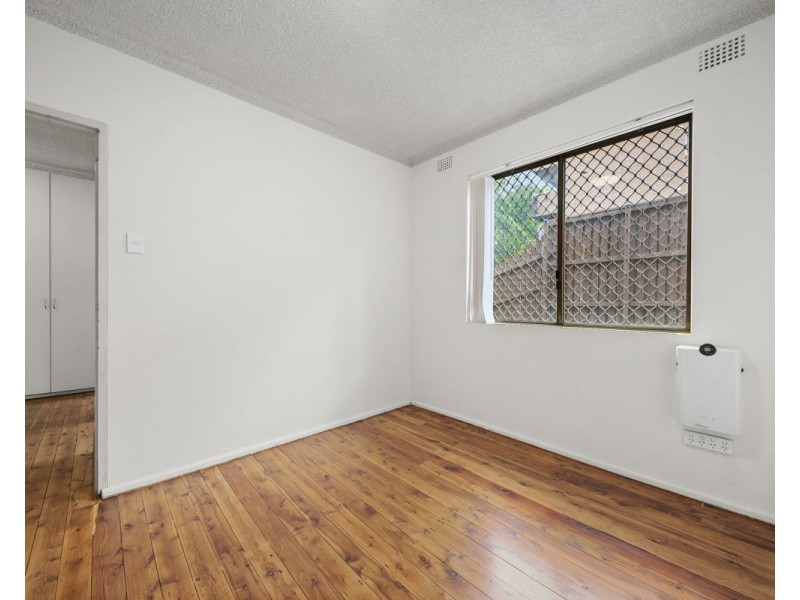 1/11-13 Crown Street, Granville NSW 2142