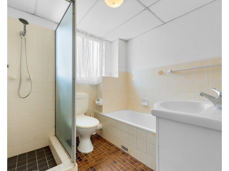 8/1-3 Torrens St, Merrylands West NSW 2160