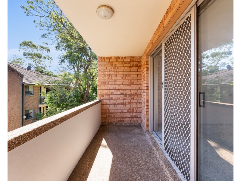 8/1-3 Torrens St, Merrylands West NSW 2160