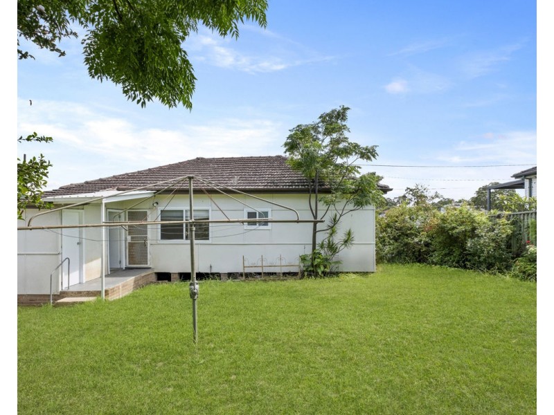 14 Fairfield Road, Guildford NSW 2161