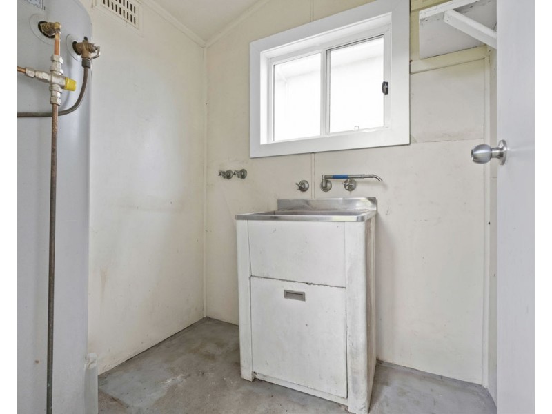 14 Fairfield Road, Guildford NSW 2161