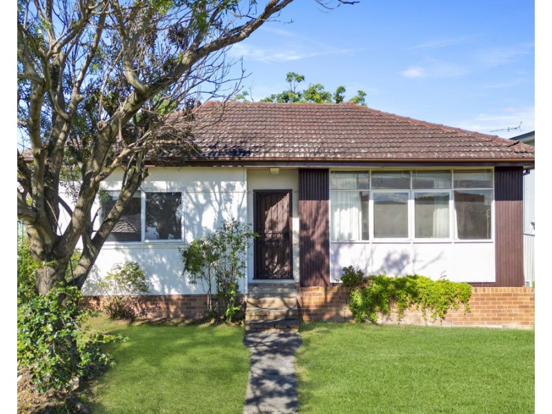 14 Fairfield Road, Guildford NSW 2161