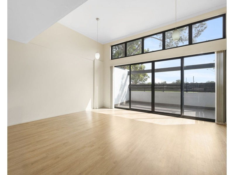 10 & 10a/6-10 Kippax Street, Greystanes NSW 2145