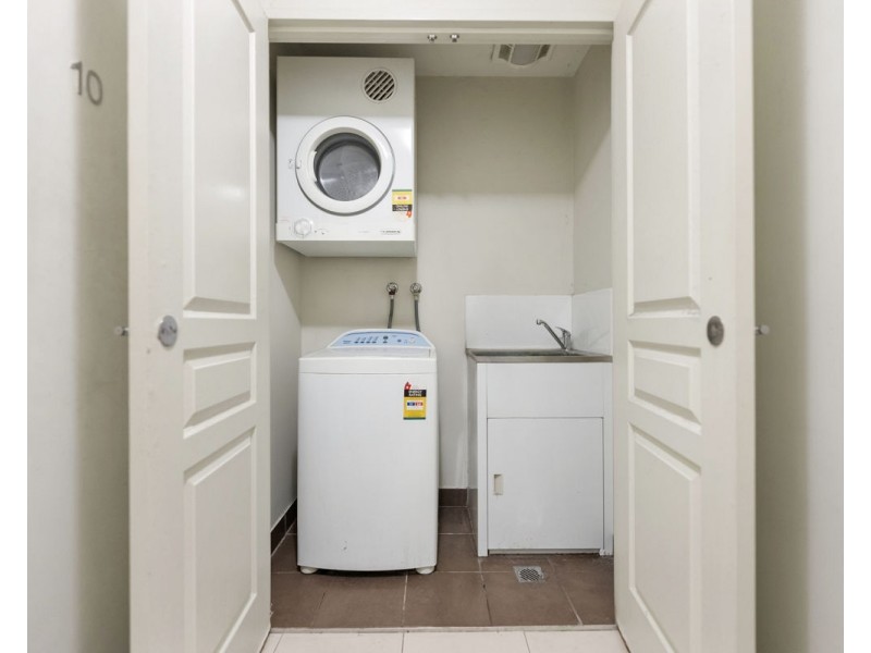 10 & 10a/6-10 Kippax Street, Greystanes NSW 2145