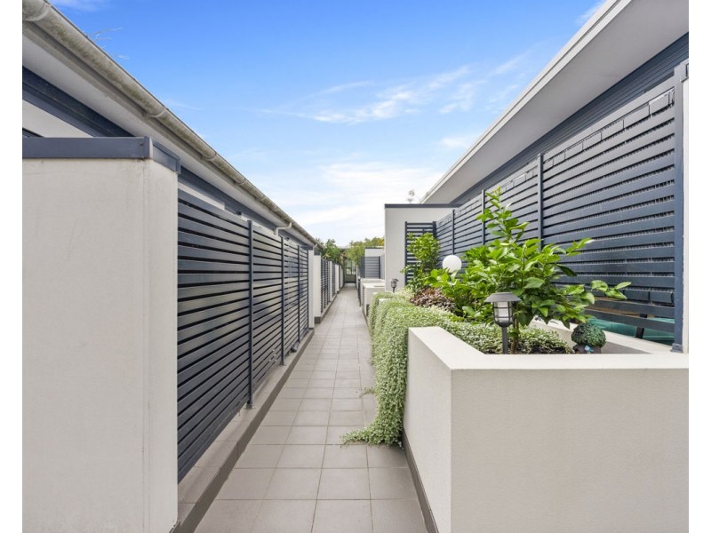 10 & 10a/6-10 Kippax Street, Greystanes NSW 2145