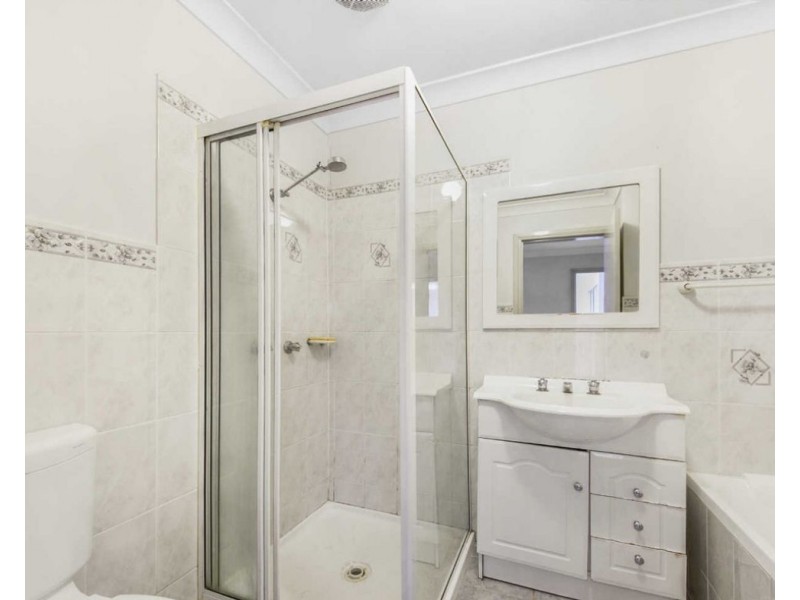10/9-13 Valeria St, Toongabbie NSW 2146