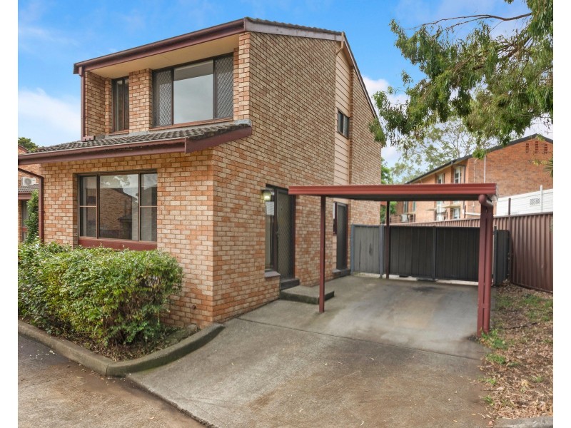 8/51-53 Carlisle St, Ingleburn NSW 2565
