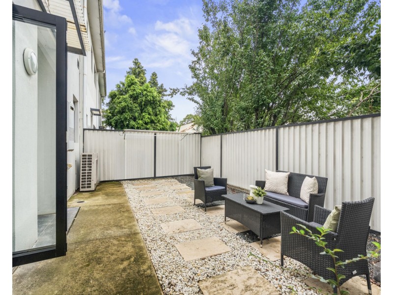 4/14 Harris Street, Harris Park NSW 2150