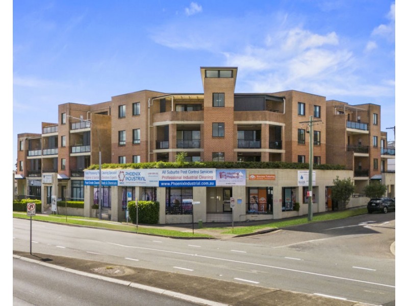 13/39 Earl Street, Merrylands NSW 2160