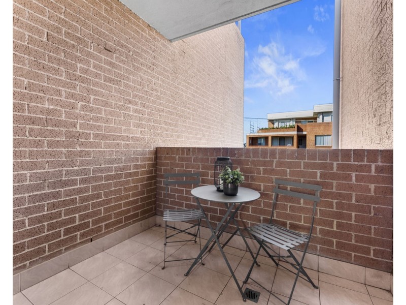 13/39 Earl Street, Merrylands NSW 2160