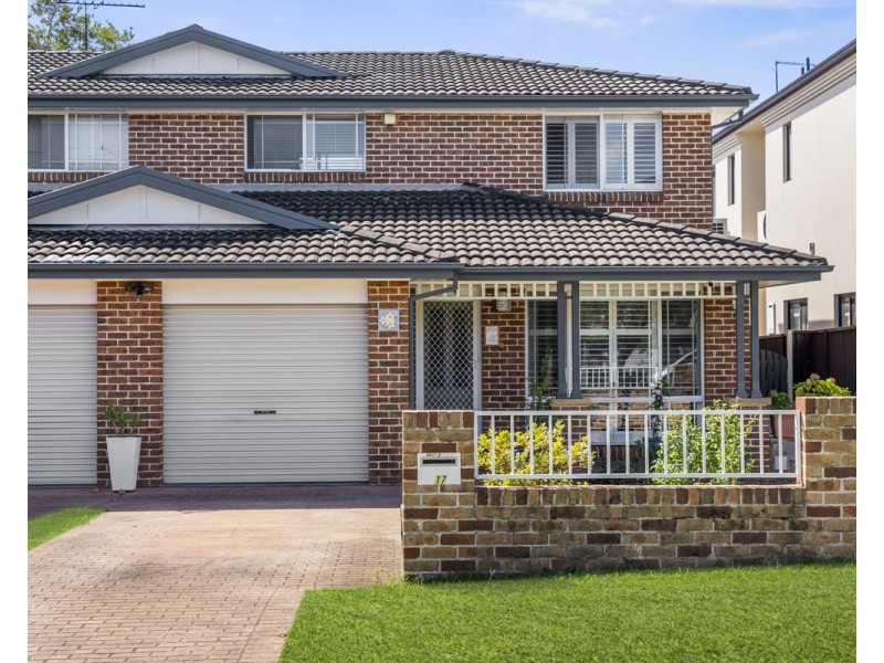 2/17 Mills Street, Merrylands NSW 2160