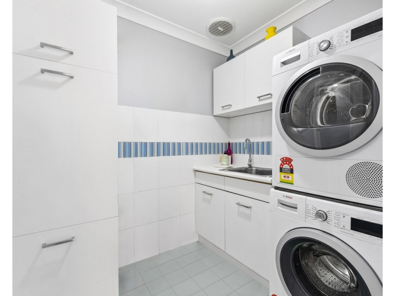 2/17 Mills Street, Merrylands NSW 2160