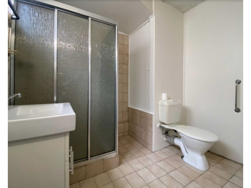 09/1 Newman St, Merrylands NSW 2160