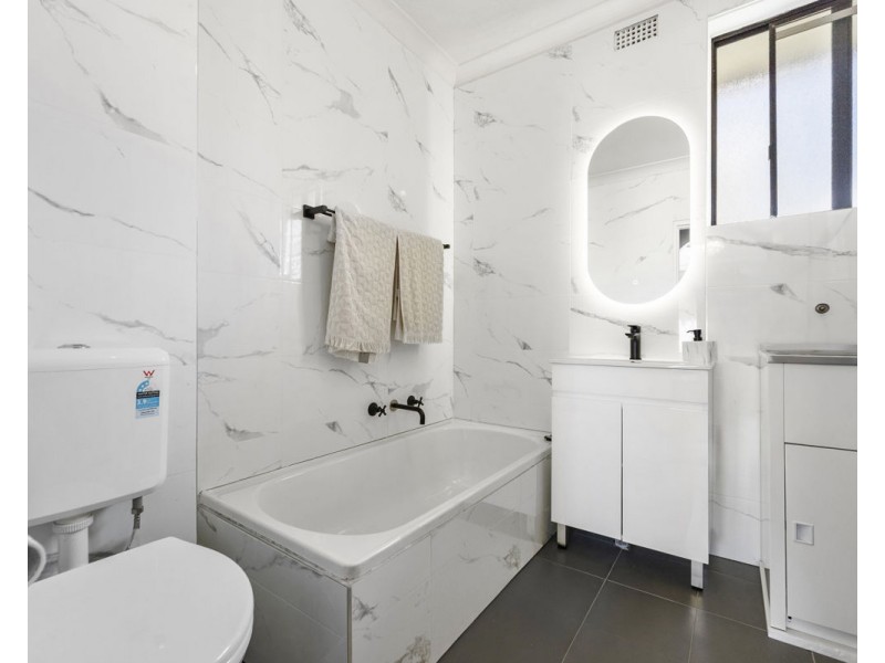 3/62-66 Neil Street, Merrylands NSW 2160