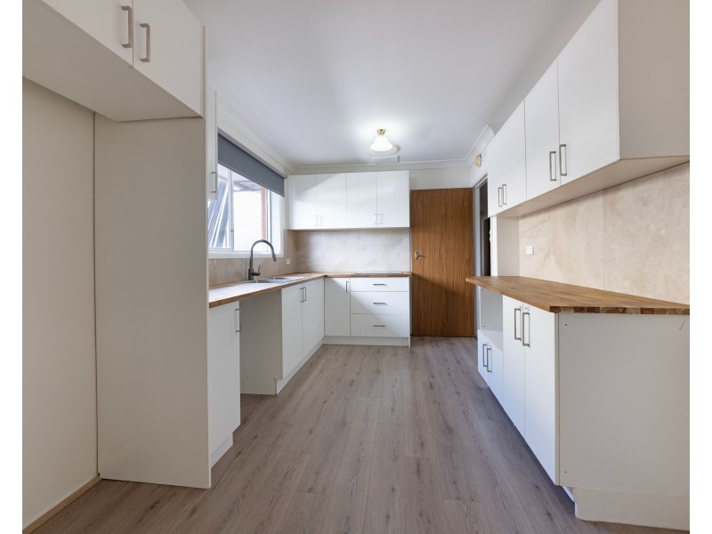 13 Beresford Rd, Greystanes NSW 2145