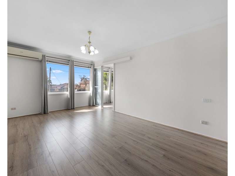 13 Beresford Rd, Greystanes NSW 2145