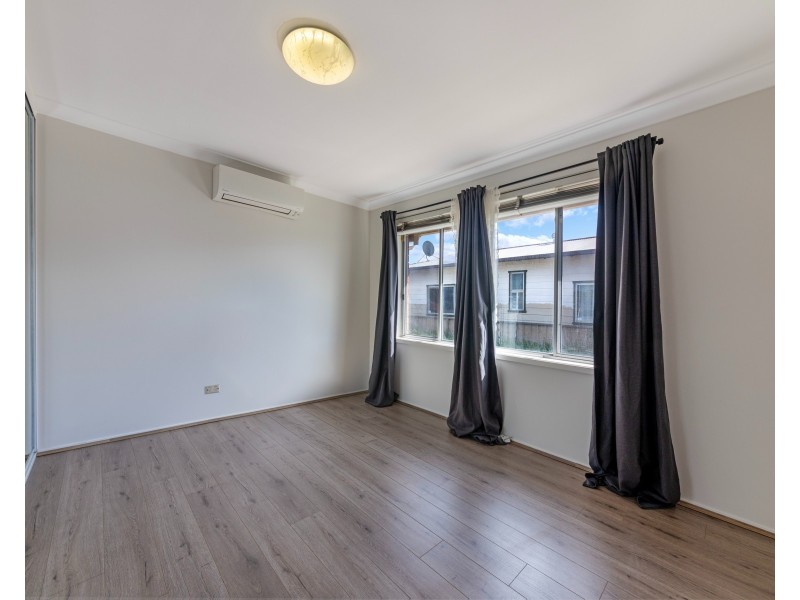 13 Beresford Rd, Greystanes NSW 2145