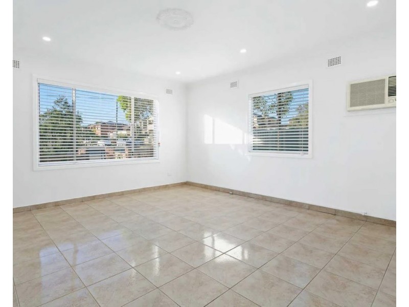 31 Rickard St, Merrylands NSW 2160