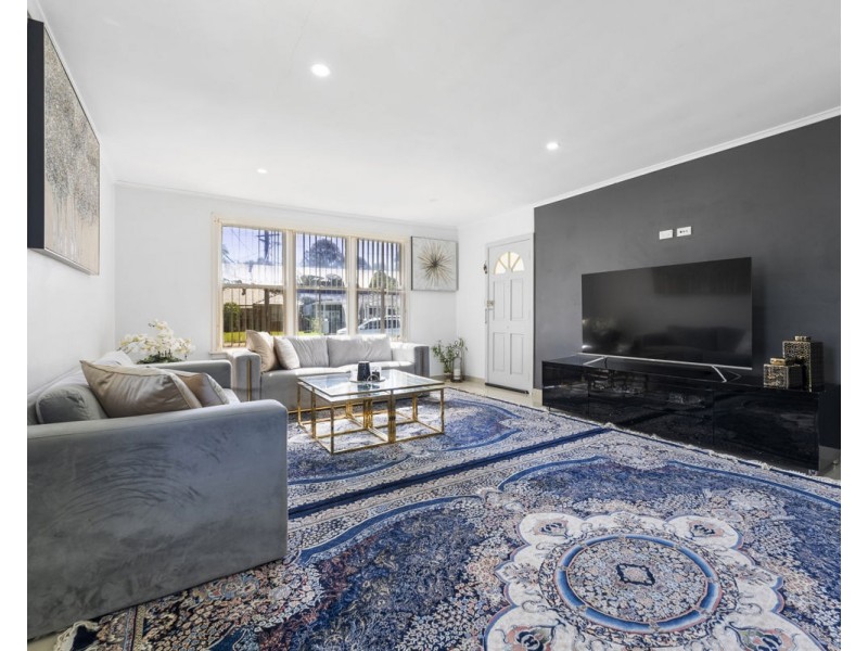 26 Crosby Crescent, Fairfield NSW 2165