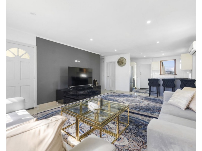 26 Crosby Crescent, Fairfield NSW 2165