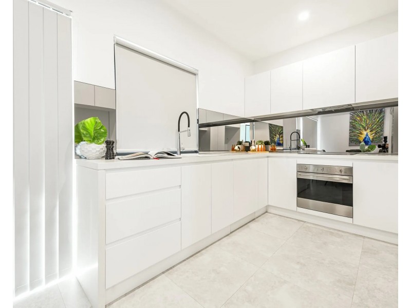 56 Grevillea Cr, Greystanes NSW 2145