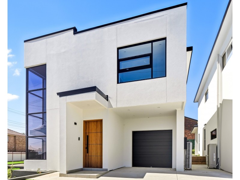 32A Greystanes Rd, Greystanes NSW 2145