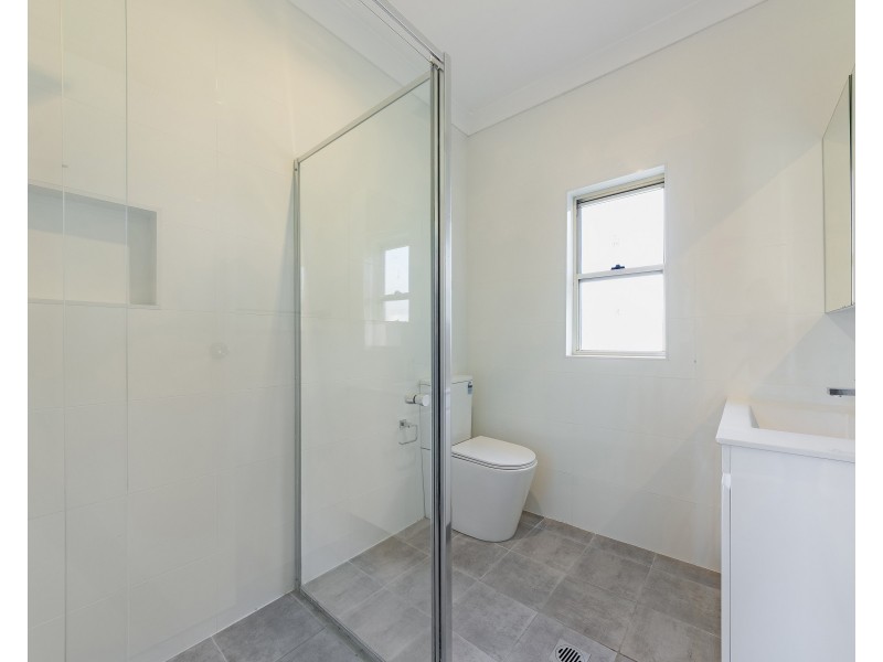 1 Pearson St, South Wentworthville NSW 2145