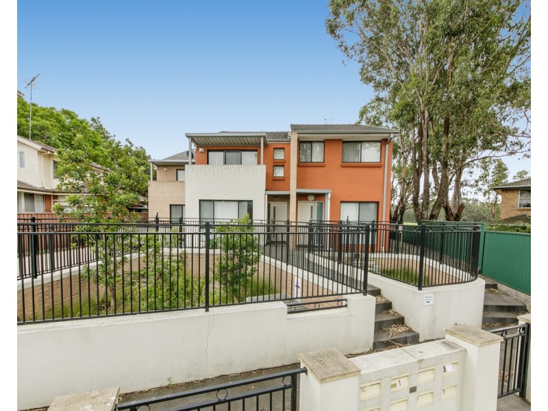 7/16 Highland Av, Toongabbie NSW 2146
