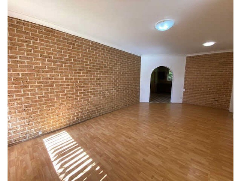 11/6A Claremont St, Merrylands NSW 2160