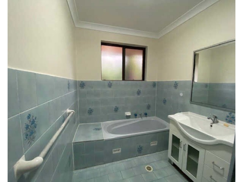 11/6A Claremont St, Merrylands NSW 2160
