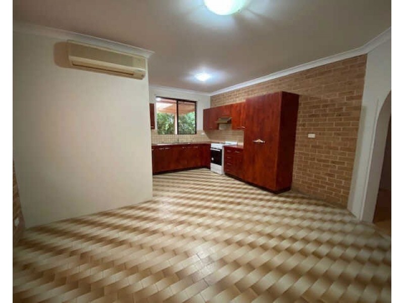 11/6A Claremont St, Merrylands NSW 2160