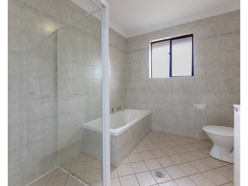 4/43-47 Newman St, Merrylands NSW 2160