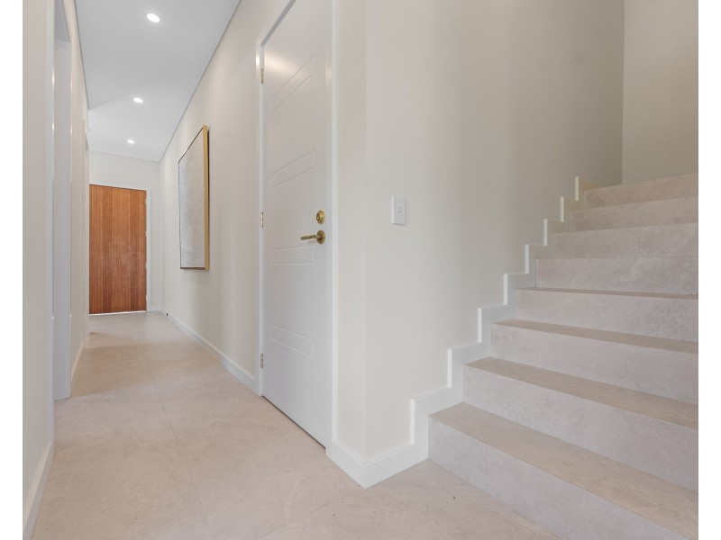 37 MacLeay St, Greystanes NSW 2145
