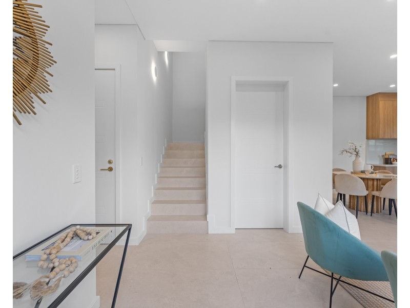 37 MacLeay St, Greystanes NSW 2145