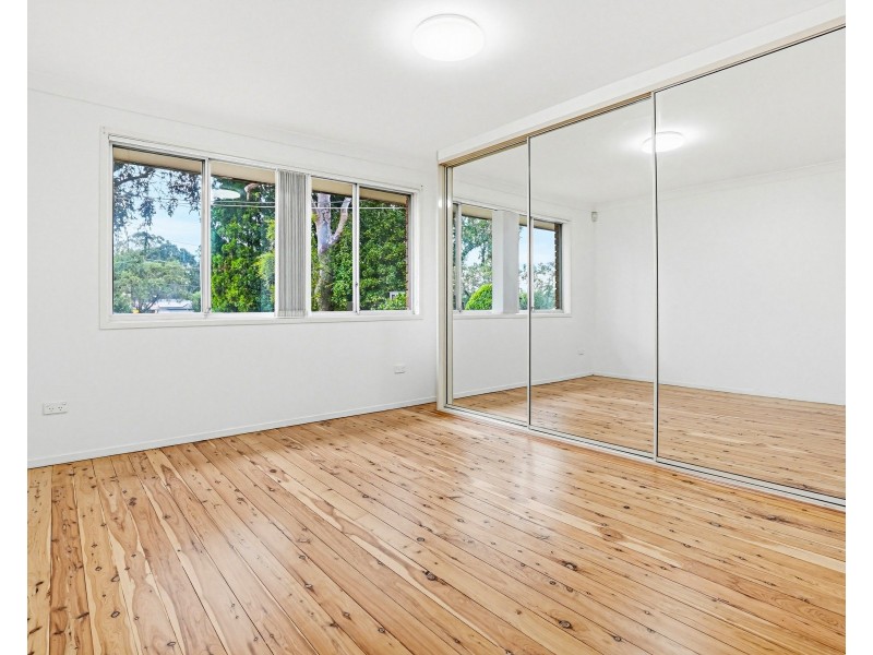 4 Yanda Pl, Greystanes NSW 2145