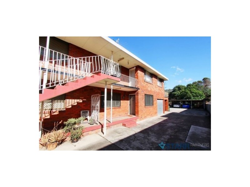 2/24 Military Road, Merrylands NSW 2160