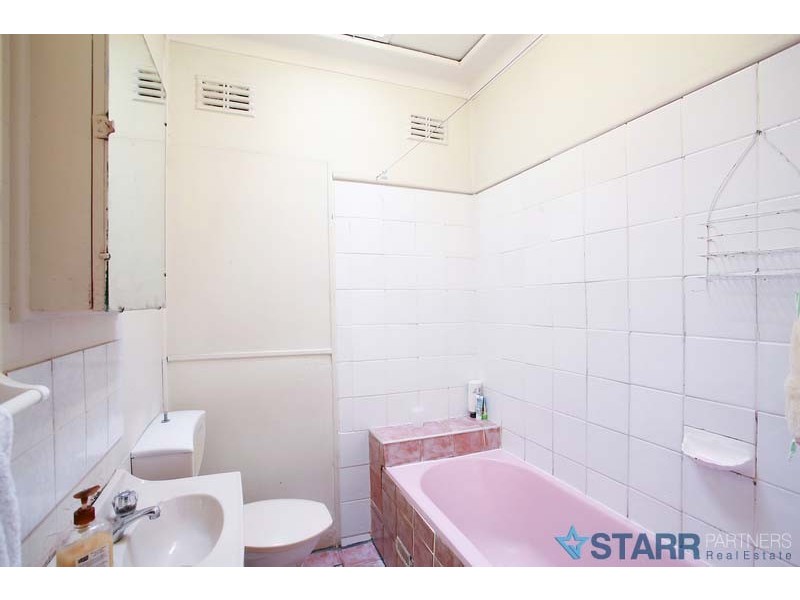 76 Hawksview Street, Guildford NSW 2161