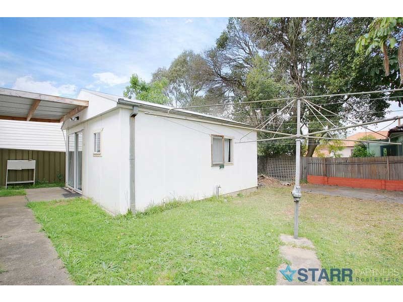 76 Hawksview Street, Guildford NSW 2161