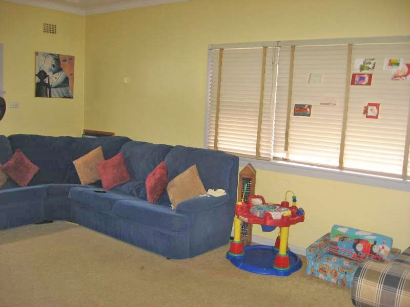 143 Centenary Road, South Wentworthville NSW 2145